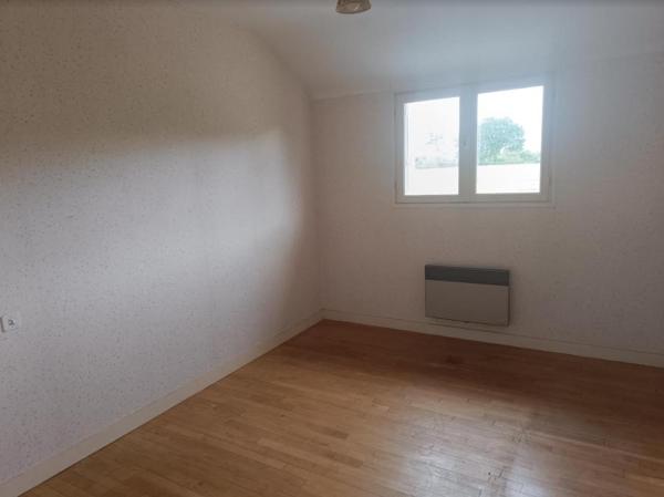 29390 Leuhan maison 4 chambres séjour cuisine 32 m² sur 1600 m² avec hangar de 160 m²