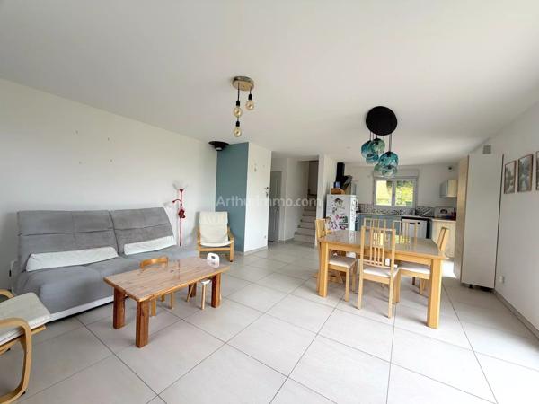 Location                                                      Maison
                        
                     4 pièces                      92 m2                     à Serrières-en-Chautagne
