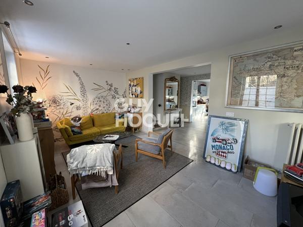 Maison à vendre de 8 pièces de 260 m² au sol avec appartement 2 pièces entrée indépendante