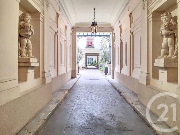 Appartement F1 à vendre  1 pièce - 10 m2 PARIS - 75009