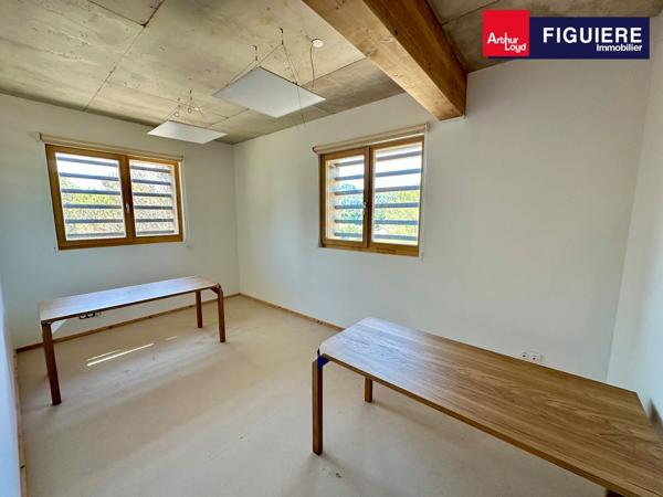 BUREAUX NEUFS À LOUER DANS UN IMMEUBLE LABELLISÉ