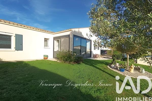 Maison à vendre 4 pièces 95 m² Saint-Georges-des-Coteaux