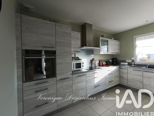 Maison à vendre 4 pièces 95 m² Saint-Georges-des-Coteaux