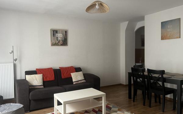 Appartement à vendre    2 pièces • 43 m2 La Rochelle