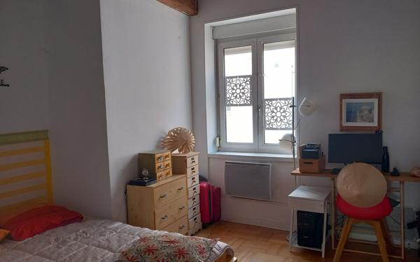 Appartement à vendre    3 pièces • 89,81 m2 Sainte-Foy-lès-Lyon
