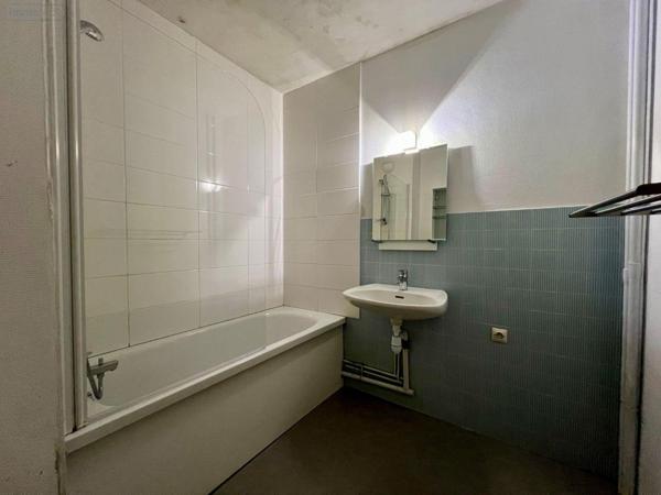 Appartement à rénover à vendre à Rennes en Ille-et-Vilaine (35000), ref : 11772/158 Bourg L'Evêque