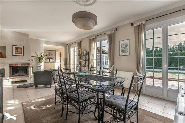 Maison à vendre |  Saint-Jean-d'Illac |  5 pièces | 163 m²