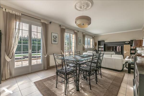 Maison à vendre |  Saint-Jean-d'Illac |  5 pièces | 163 m²