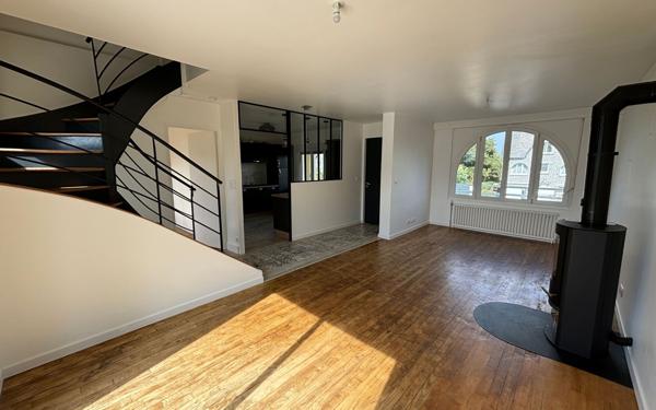 Maison à vendre    5 pièces • 102 m2 Plérin