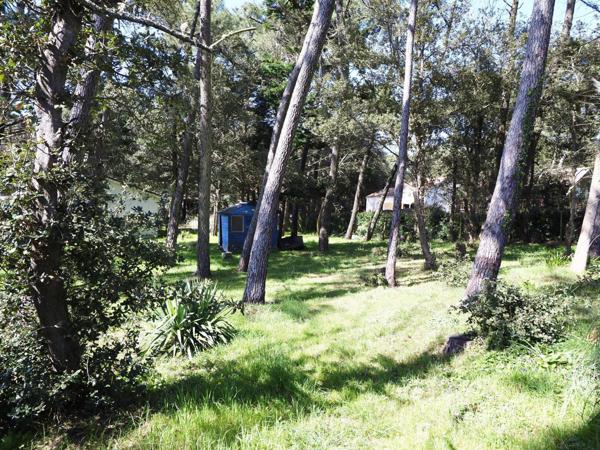 Terrain à JARD-SUR-MER, 85520 - 2200m²