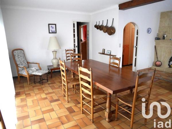 Maison traditionnelle 5 pièces de 125 m² à Annezin (62232)