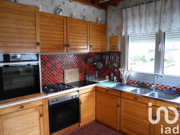 Maison traditionnelle 5 pièces de 125 m² à Annezin (62232)