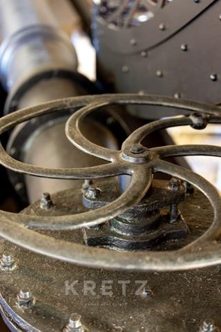 Château d'eau à toit plat