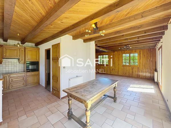Maison au calme sur plus de 4 000 m² de terrain