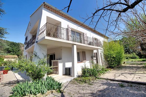 A VENDRE ! Maison Lorgues 9 pièces 170 m2 + Garage15 m²