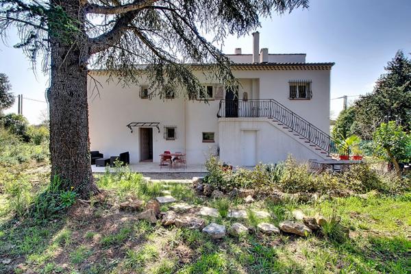 A VENDRE ! Maison Lorgues 9 pièces 170 m2 + Garage15 m²