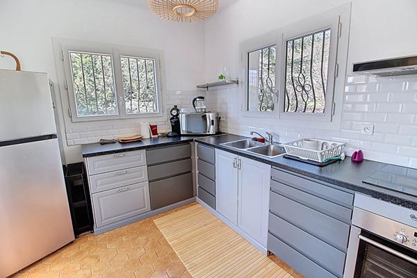 A VENDRE ! Maison Lorgues 9 pièces 170 m2 + Garage15 m²