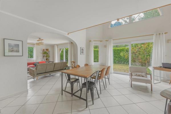 Maison à vendre 7 pièces ORNEX (01)
