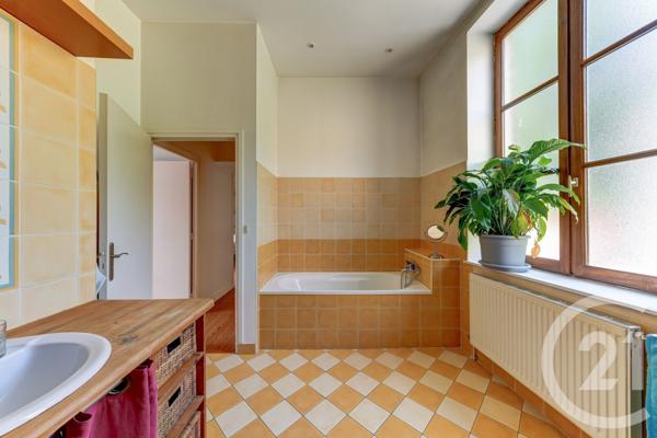 Maison à vendre  10 pièces - 301,18 m2 LYON - 69009