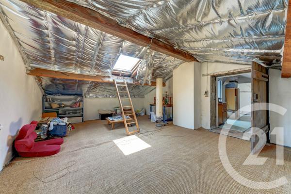 Maison à vendre  10 pièces - 301,18 m2 LYON - 69009