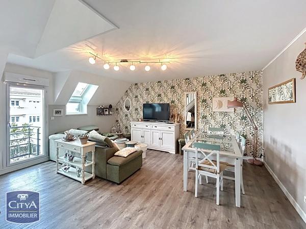 Appartement à vendre 4 pièces 96m² Beauvais (60000)