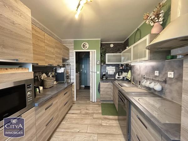Appartement à vendre 4 pièces 96m² Beauvais (60000)