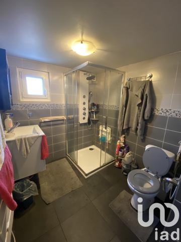 Maison 7 pièces de 177 m² à Naintré (86530)