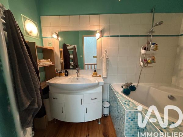 Location maison 4 pièces 83 m² Tournon-sur-Rhône