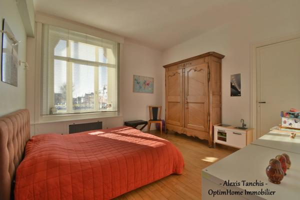 Magnifique Demeure Bourgeoise avec Jardin Arboré à 8 Min de la Gare d'ARMENTIERES (59)