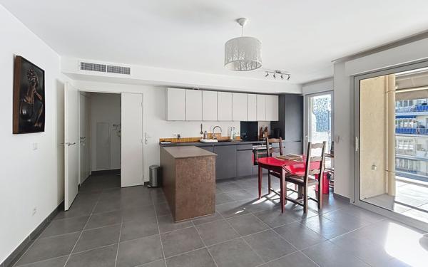 Appartement à vendre    3 pièces • 59,70 m2 Cagnes-sur-Mer