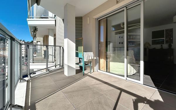 Appartement à vendre    3 pièces • 59,70 m2 Cagnes-sur-Mer