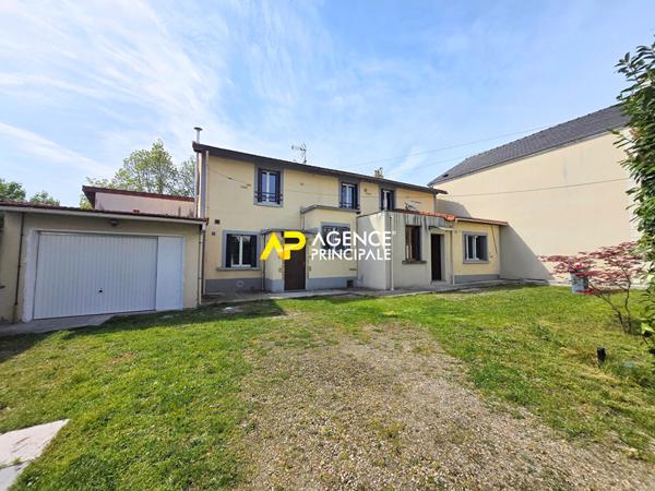Maison de 92m² divisée en 3 appartements à 15minutes à pied de la gare d'ARGENTEUIL. €365 000 ** - Référence 4548