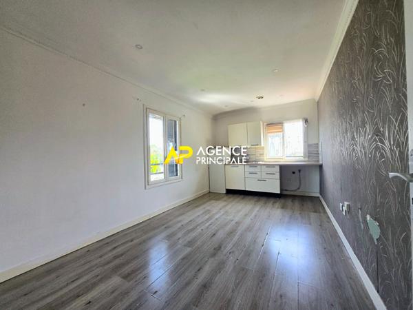 Maison de 92m² divisée en 3 appartements à 15minutes à pied de la gare d'ARGENTEUIL. €365 000 ** - Référence 4548