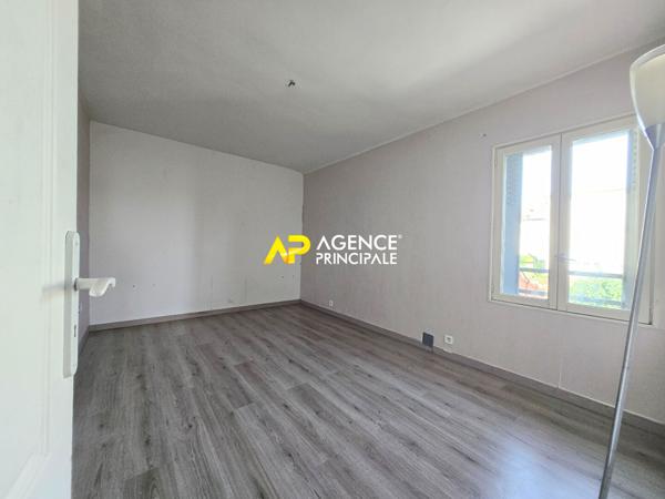 Maison de 92m² divisée en 3 appartements à 15minutes à pied de la gare d'ARGENTEUIL. €365 000 ** - Référence 4548