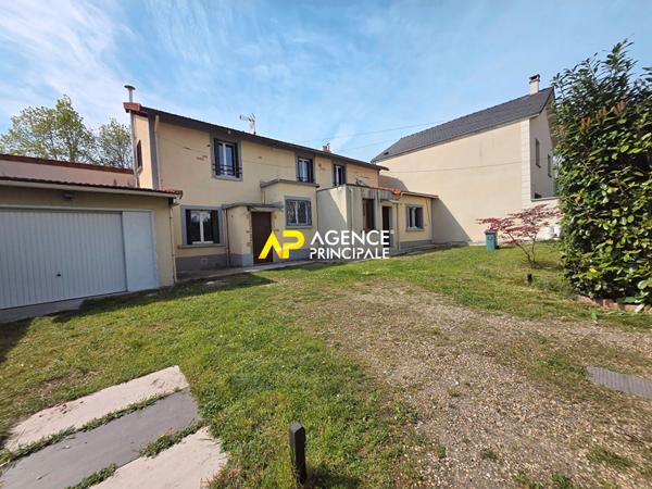 Maison de 92m² divisée en 3 appartements à 15minutes à pied de la gare d'ARGENTEUIL. €365 000 ** - Référence 4548