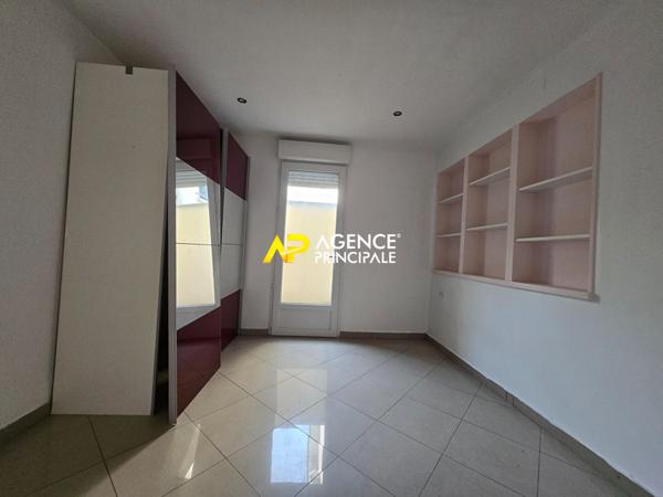 Maison de 92m² divisée en 3 appartements à 15minutes à pied de la gare d'ARGENTEUIL. €365 000 ** - Référence 4548