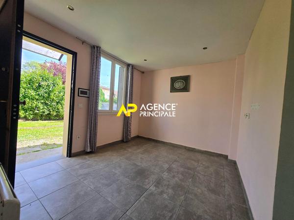Maison de 92m² divisée en 3 appartements à 15minutes à pied de la gare d'ARGENTEUIL. €365 000 ** - Référence 4548