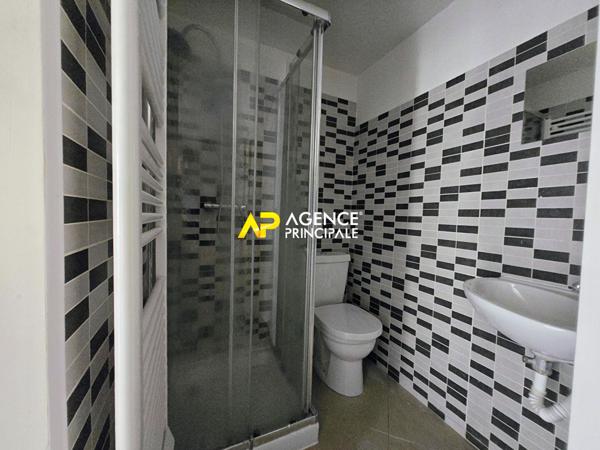 Maison de 92m² divisée en 3 appartements à 15minutes à pied de la gare d'ARGENTEUIL. €365 000 ** - Référence 4548