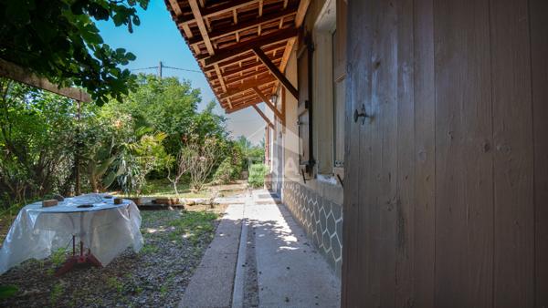 Maison en pierre pleine de charme entre Francescas et Nérac