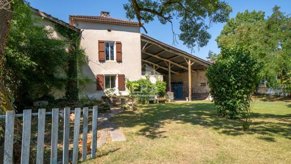 Maison en pierre pleine de charme entre Francescas et Nérac