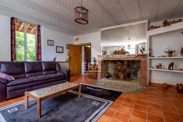 Maison en pierre pleine de charme entre Francescas et Nérac