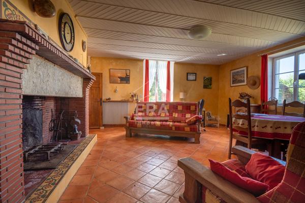 Maison en pierre pleine de charme entre Francescas et Nérac