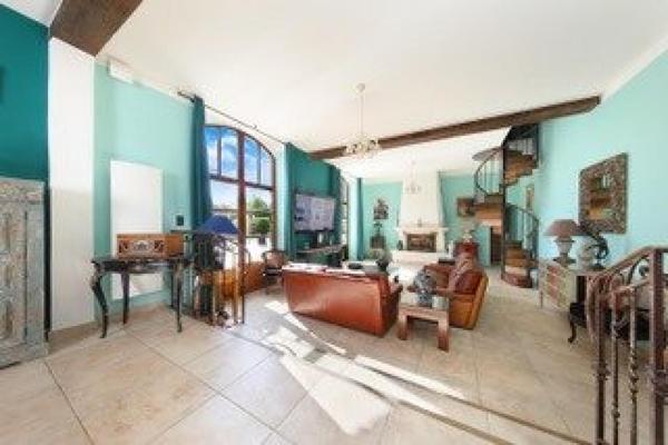 propriété de caractère type anglo-normand