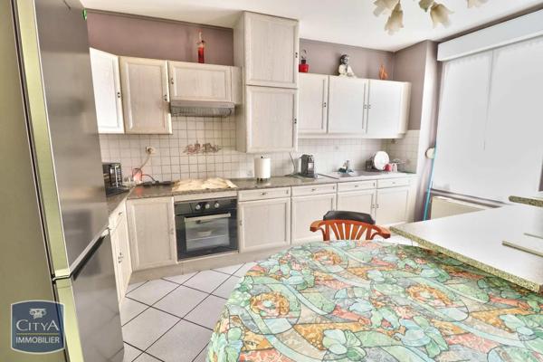 Immeuble à vendre 271m²