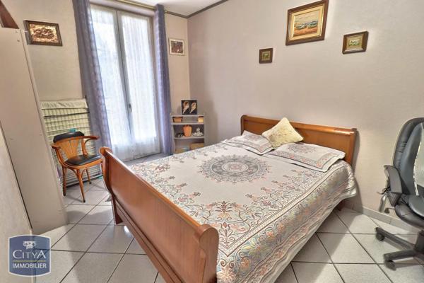 Immeuble à vendre 271m²