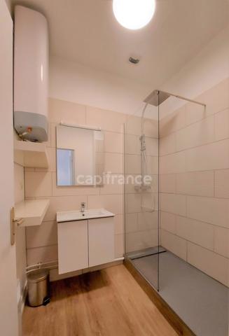 Dpt Gironde (33), à louer BORDEAUX Victoire appartement T2 de 44m² meublé