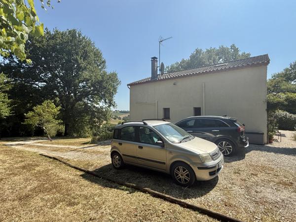 Castelsagrat (82400) TARN ET GARONNE CASTELSAGRAT Maison avec 3 chambres, près du village avec 1.9 hectares