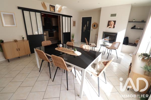Maison à vendre 5 pièces 110 m² Montguyon