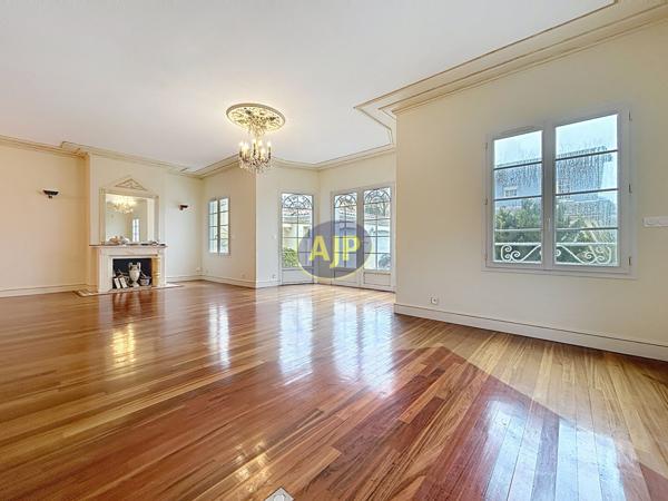 Vente maison Merignac : 630 000 € - AJP Immobilier Bordeaux Nansouty