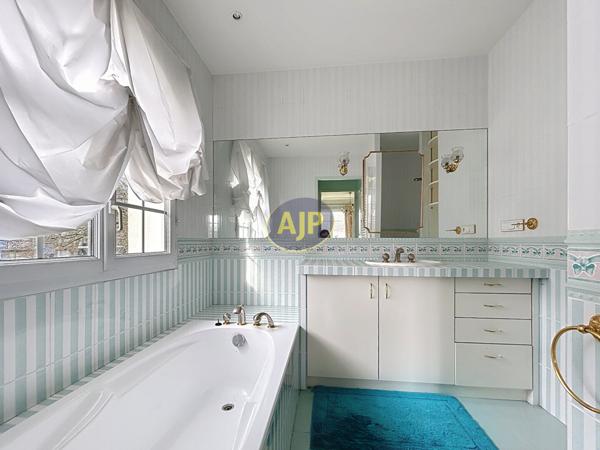 Vente maison Merignac : 630 000 € - AJP Immobilier Bordeaux Nansouty